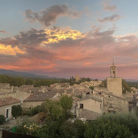 La Maison D'En Bas Des Seigneurs Cucuron Luaran gambar